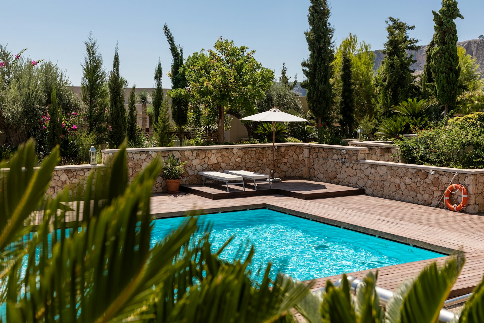 Pool Builder in Indio — Siqueiros Pools